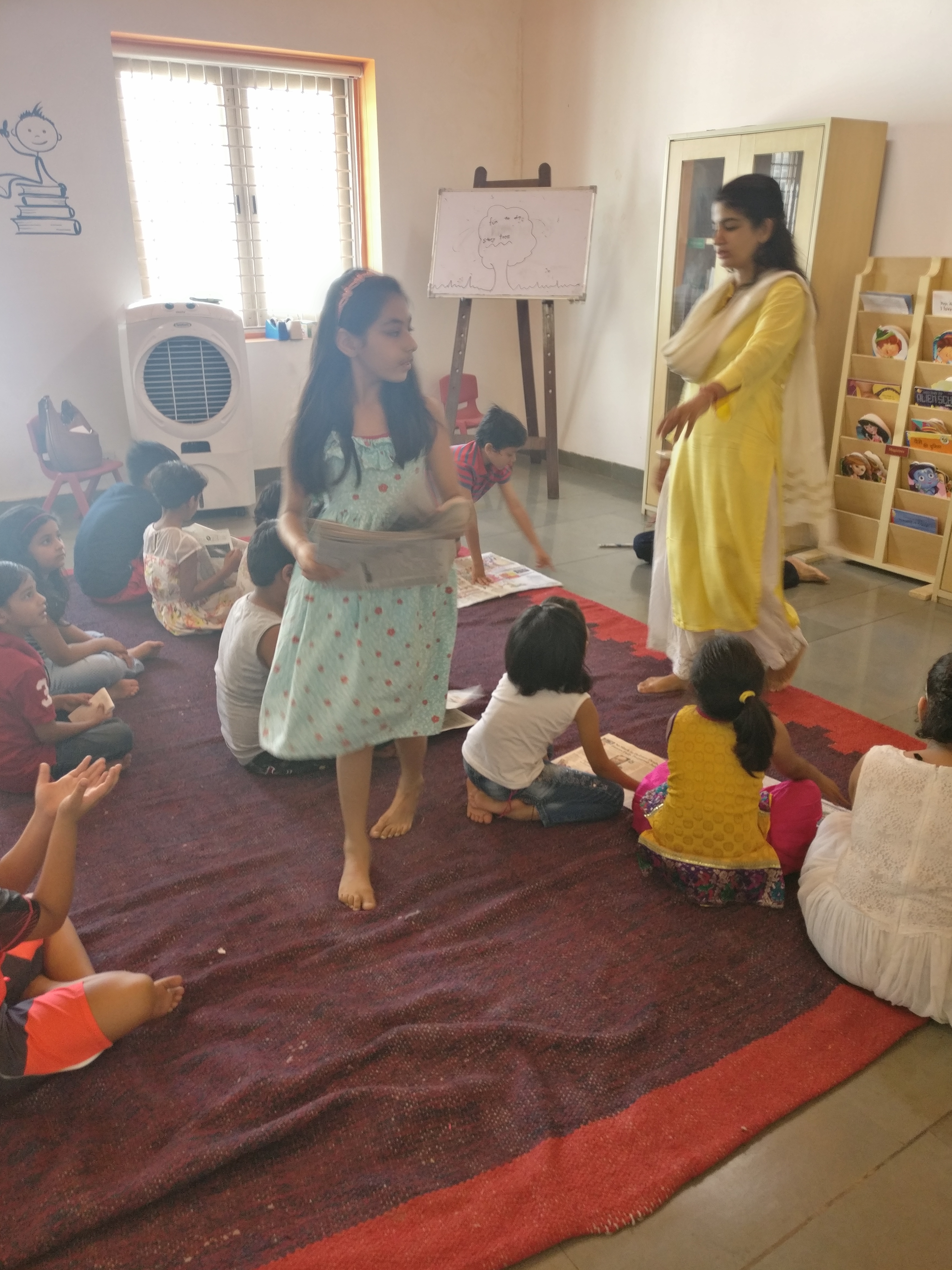 Story Tree session moment - children engaged